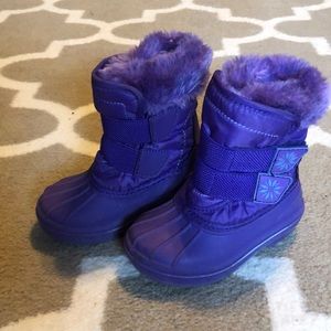 Toddler size 5/6 winter boot